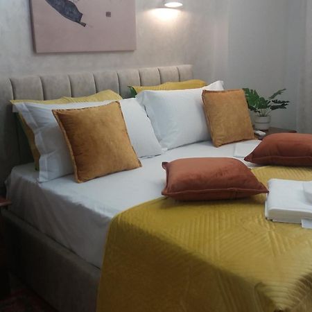 Bani'S Cozy Lovely Apt Tirana Esterno foto