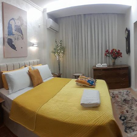 Bani'S Cozy Lovely Apt Tirana Esterno foto